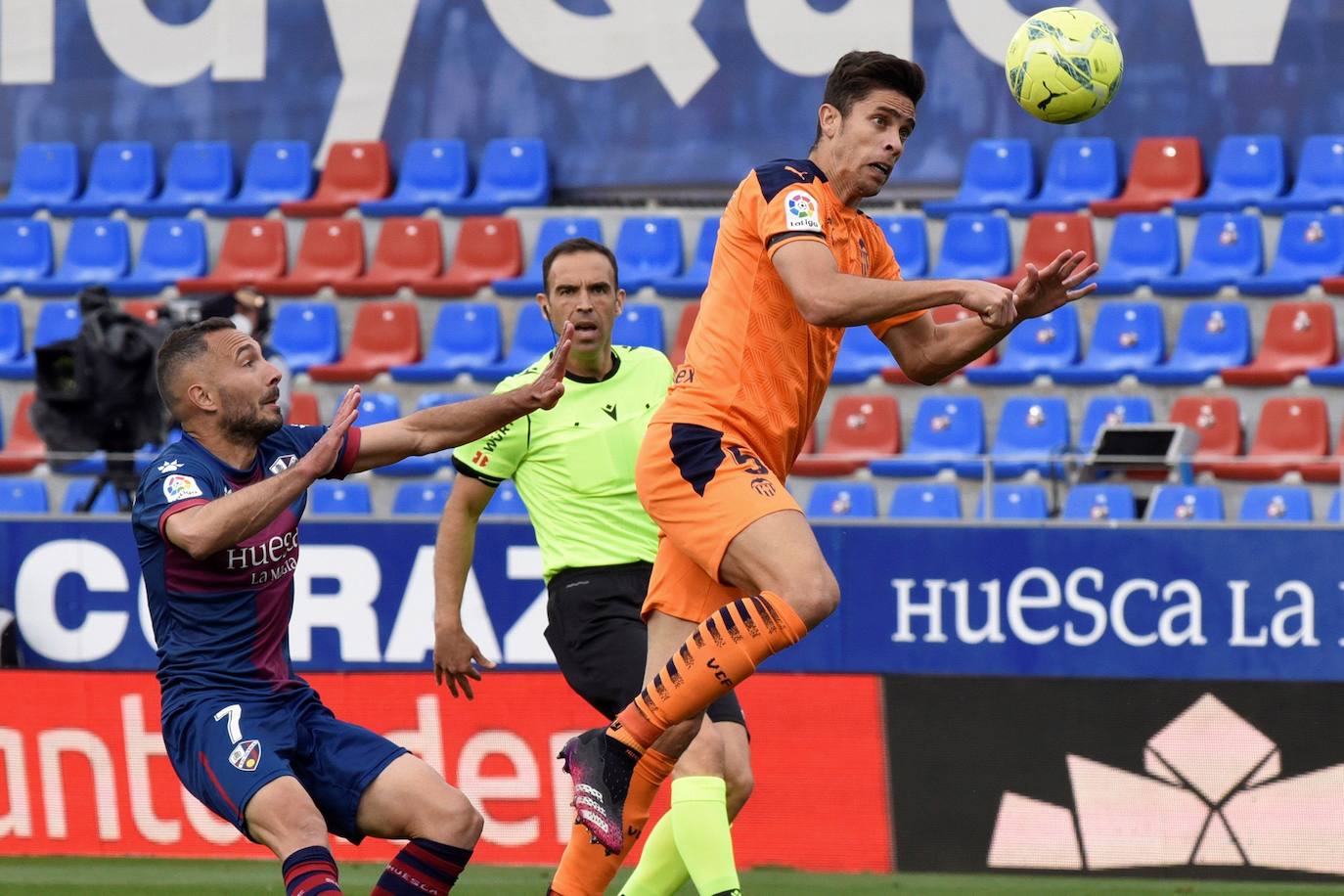 7. Gabriel Paulista: 10 millones de euros. 