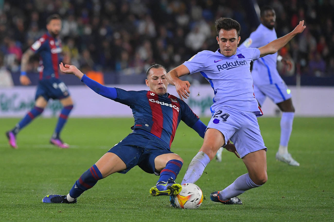 Fotos: Las mejores imágenes del Levante UD-FC Barcelona