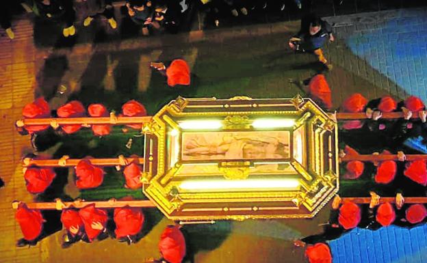 Imagen ganadora del concurso de fotografía de la Semana Santa de Alzira. 