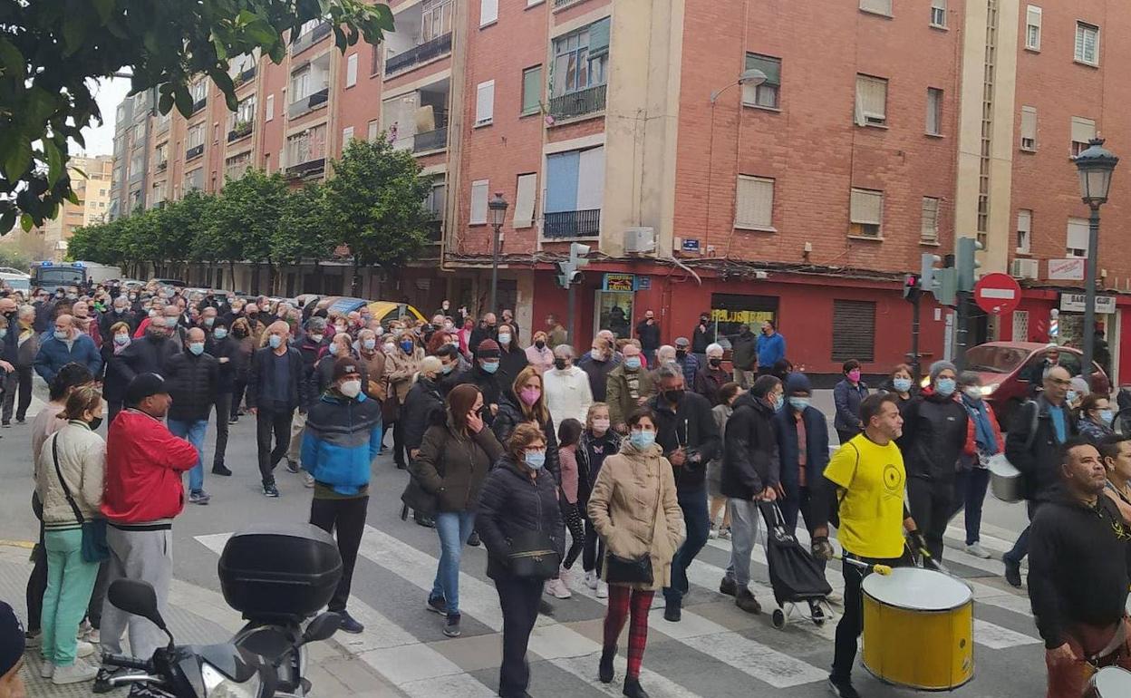 Protesta vecinal en Orriols el pasado 30 de marzo. 