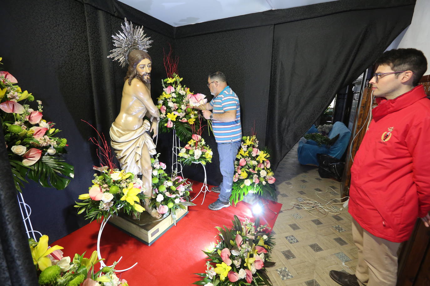 Fotos: Las casas se convierten de nuevo en capillas en la Semana Santa Marinera