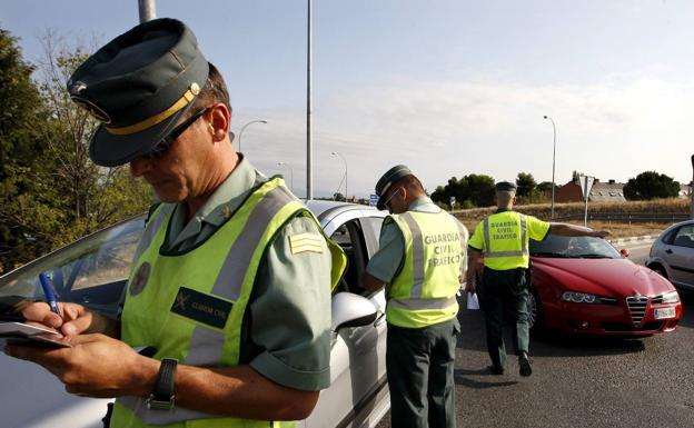 ITV: ¿Me pueden multar con el coche aparcado?