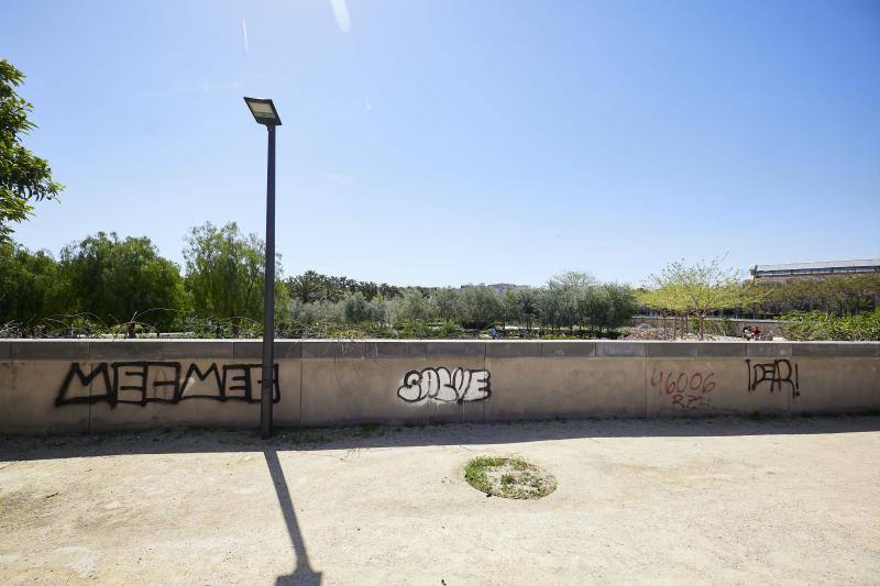 Fotos: El parque Central sufre un gran deterioro 4 años después de su apertura