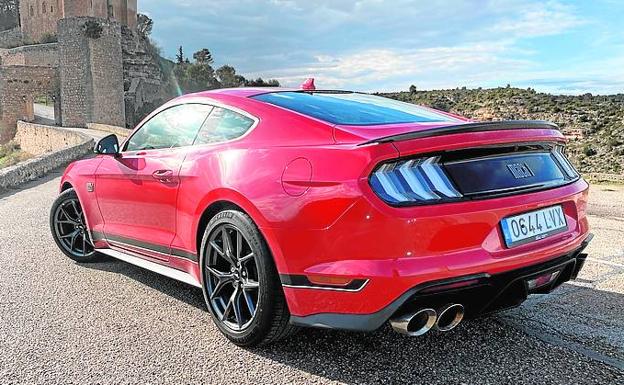 Impresionante parte trasera del Mustang.