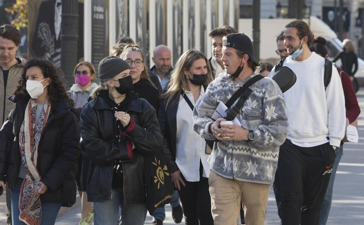 La Comunitat ha registrado 20 fallecidos y 4.280 nuevos contagios desde el martes. 