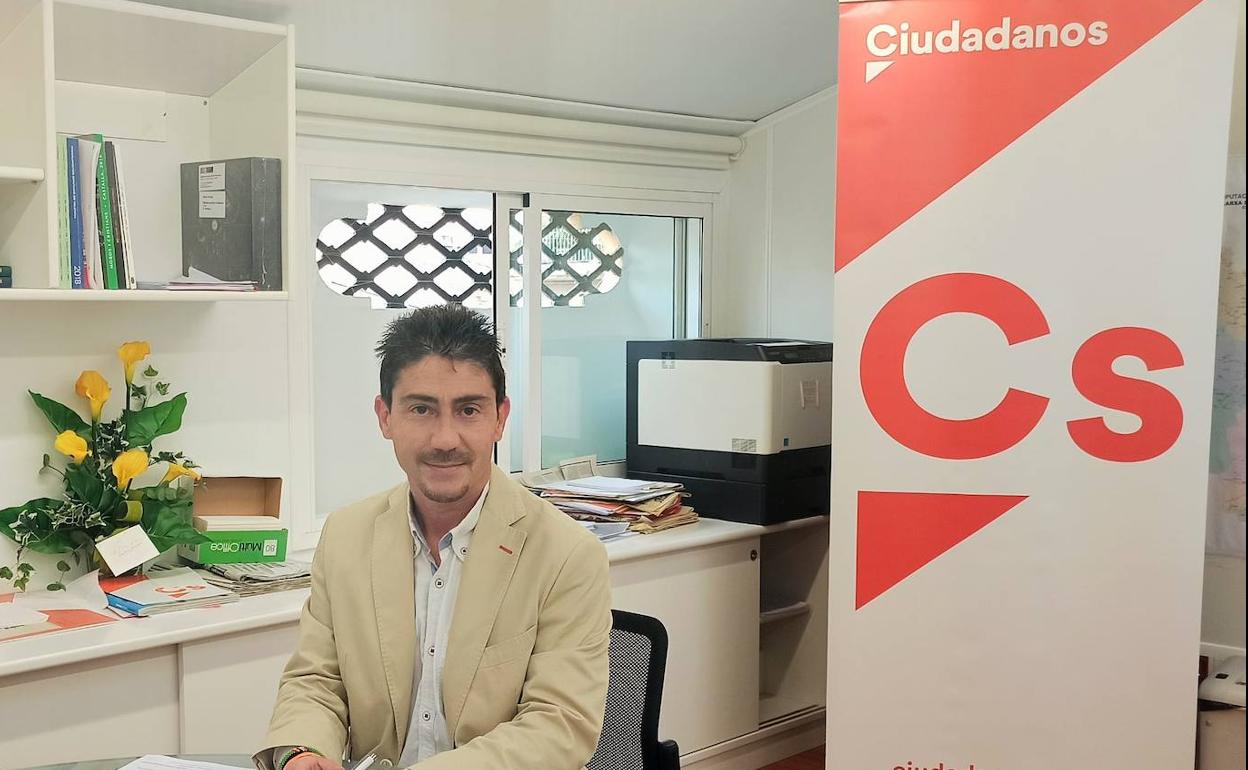 El portavoz de Cs Moncada, Jesús Gimeno. 