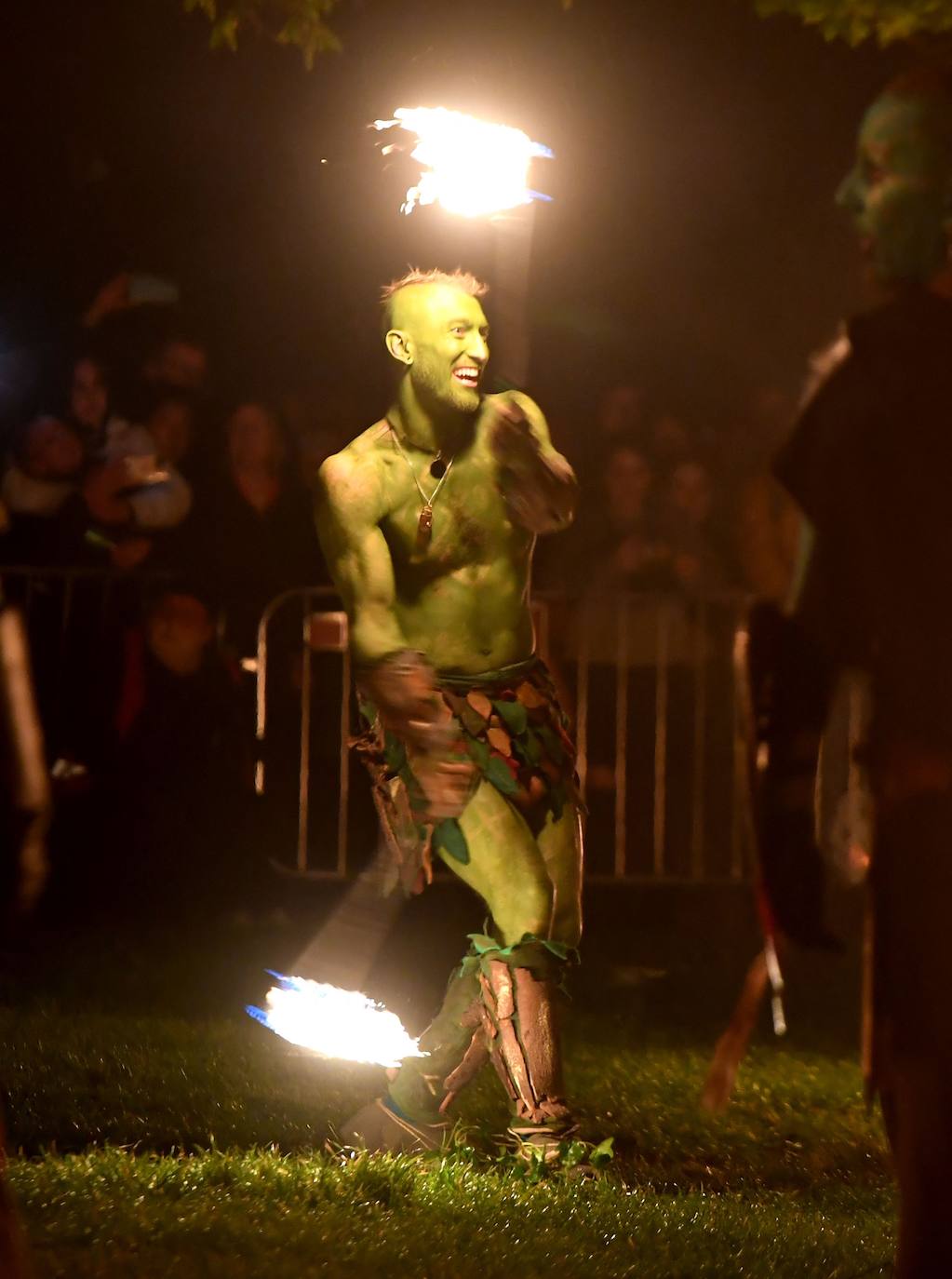 Fotos: Así es el Festival del Fuego de Beltane, el ritual que marca el inicio del verano