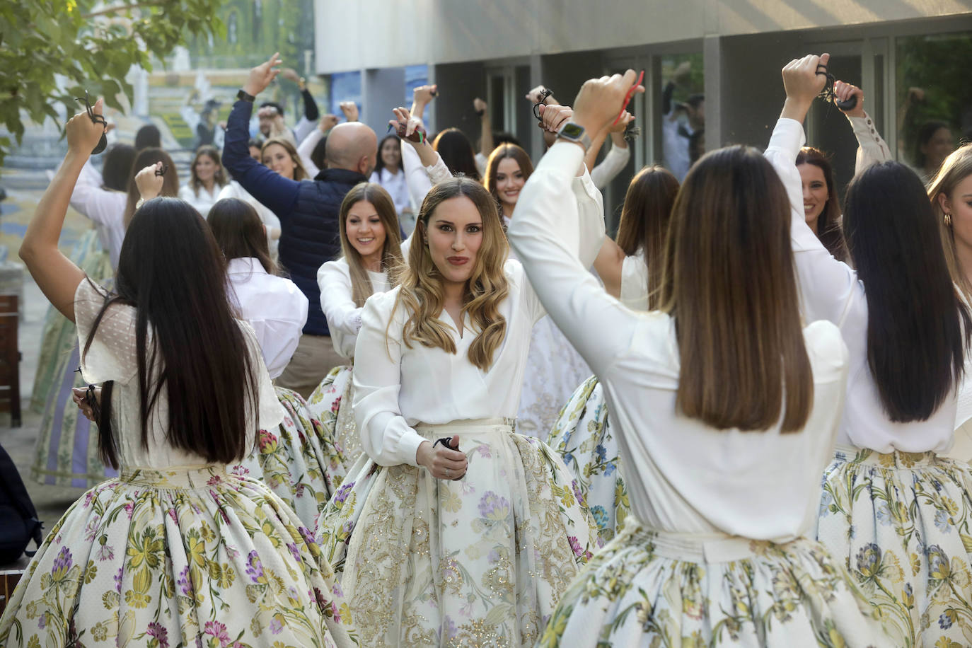 Fotos: Ensayo de la Dansà 2022 en honor a la Virgen de los Desamparados