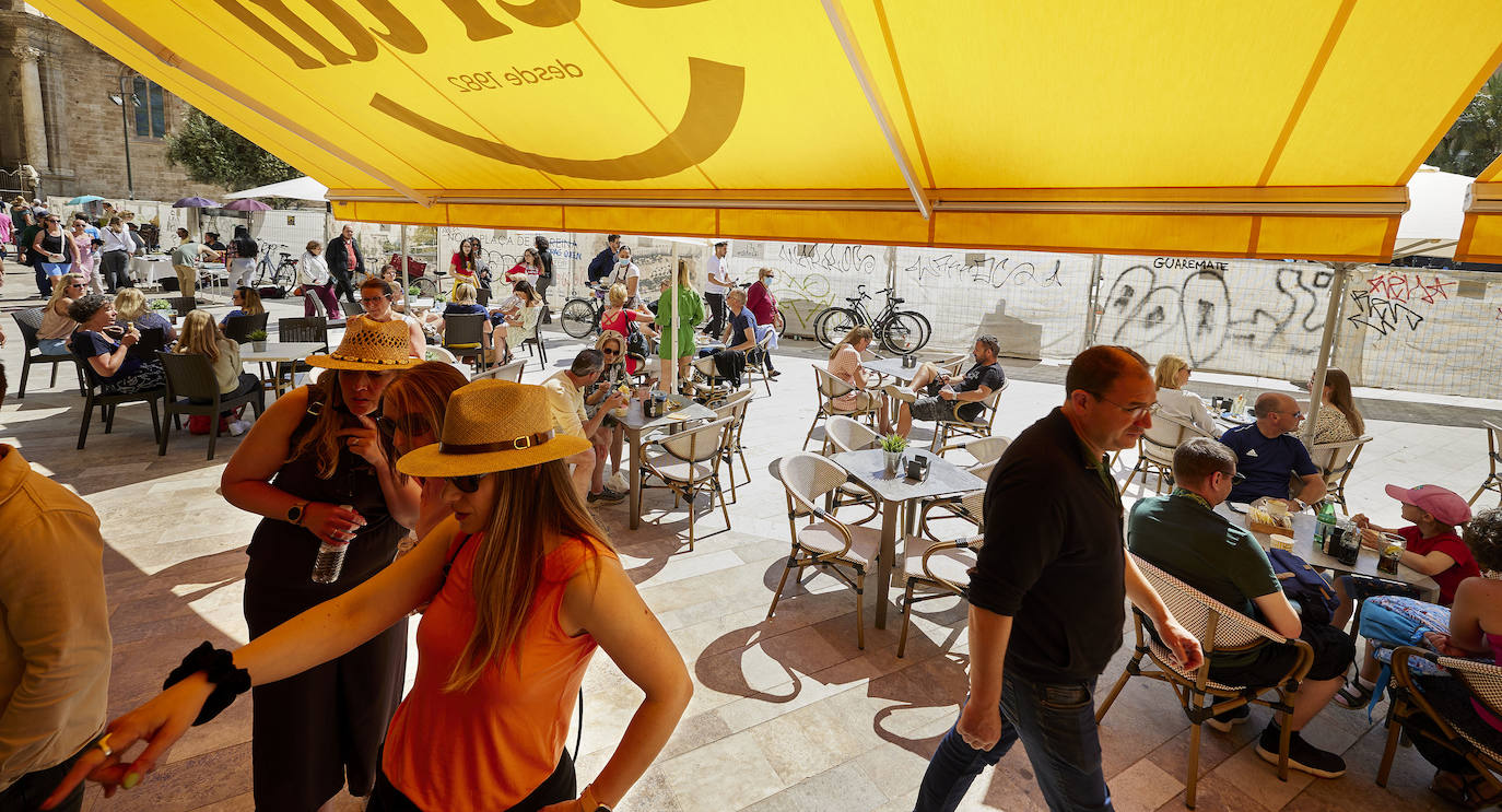 Fotos: Los cruceristas toman el centro de Valencia