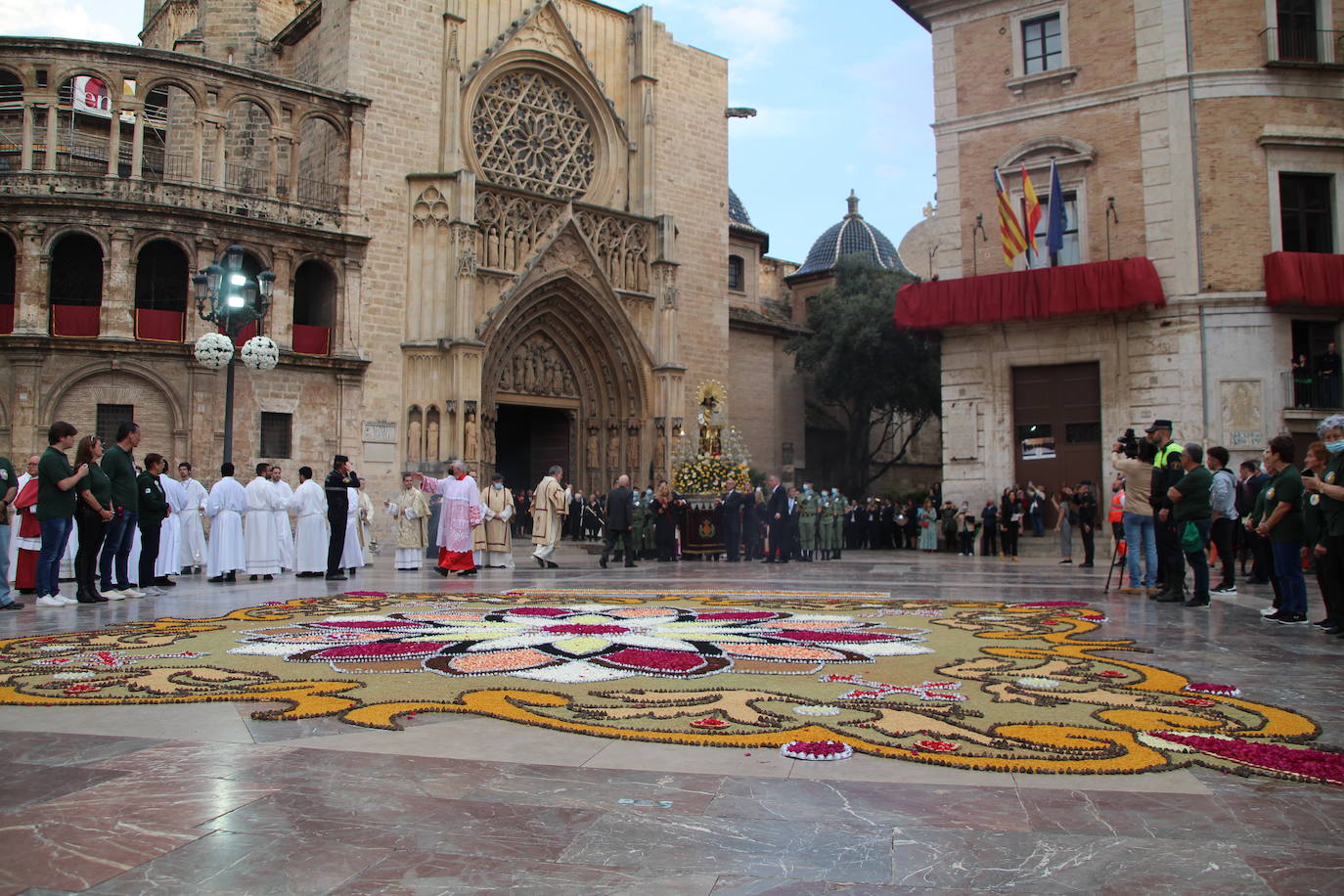 La patrona de Valencia vuelve a procesionar por el centro de la ciudad con dos cambios en el recorrido