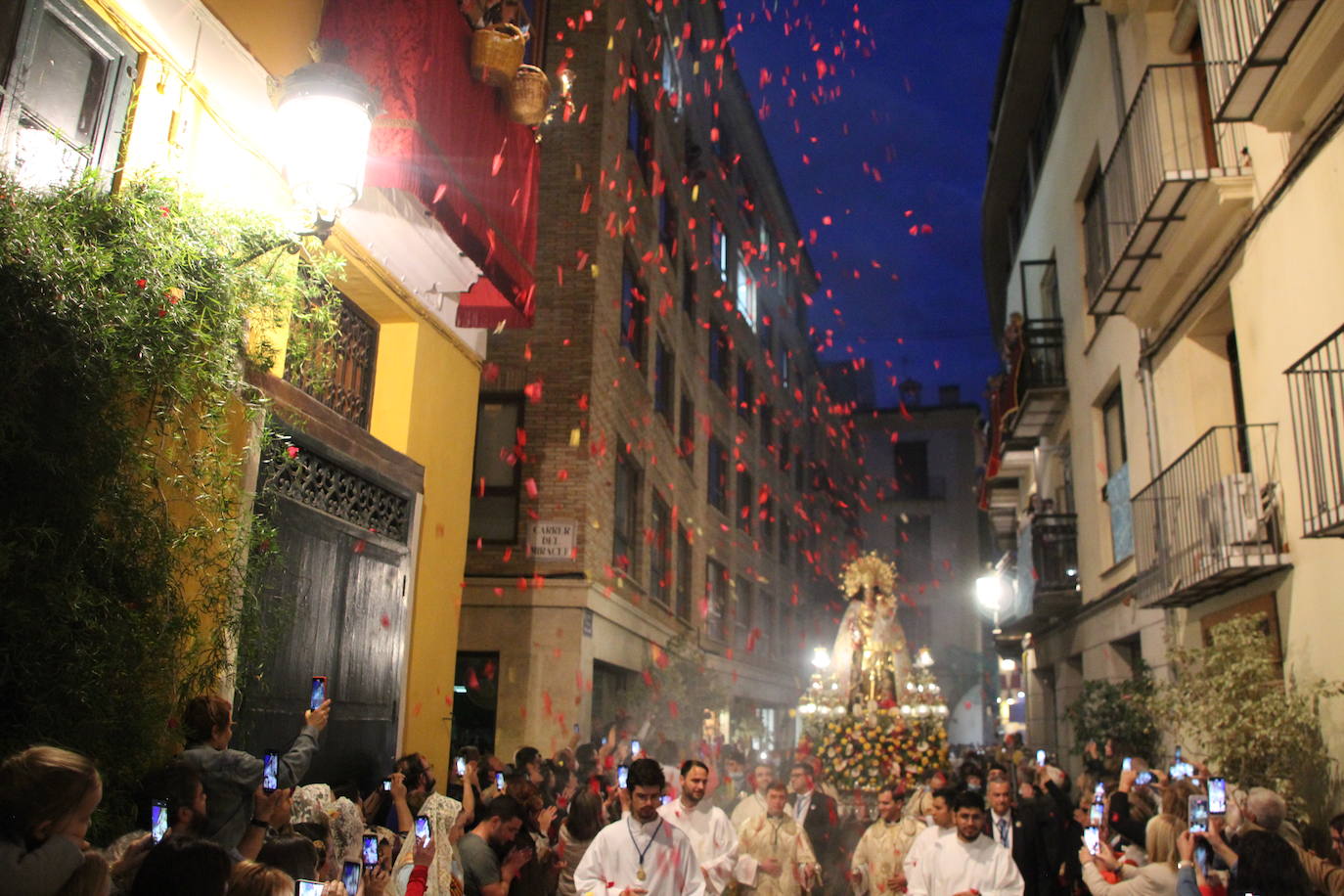 La patrona de Valencia vuelve a procesionar por el centro de la ciudad con dos cambios en el recorrido