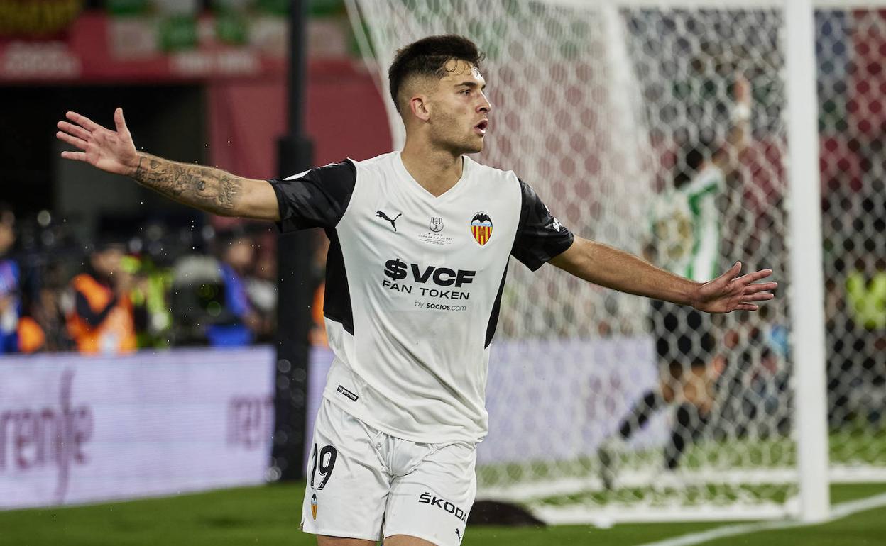 Hugo Duro, celebrando el gol que marcó en la final de la Copa del Rey