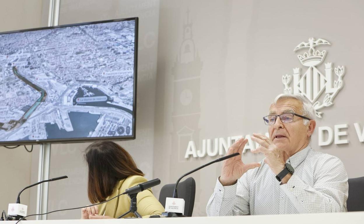 El alcalde Ribó, en la presentación del Parque de la Desembocadura, este miércoles junto a Sandra Gómez. 