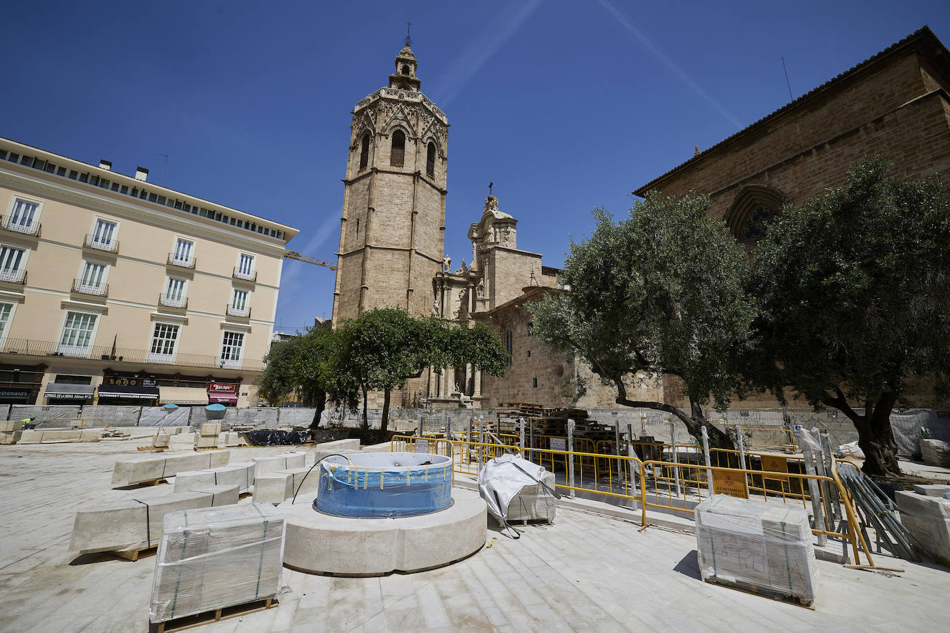 Reforma de la plaza de la Reina de Valencia (19/05/2022). 