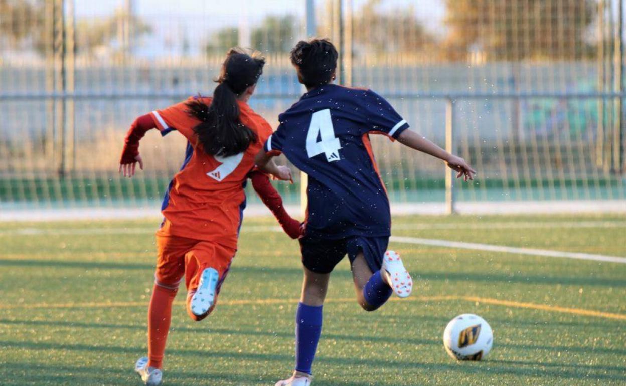 El fútbol femenino sigue creciendo. 