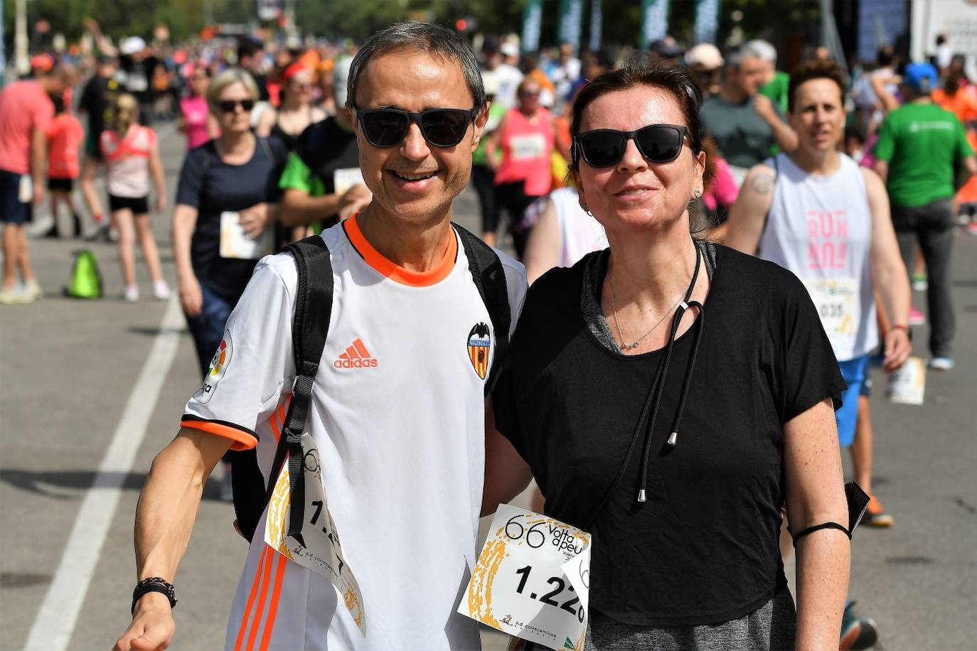 Miles de personas participan en una de las pruebas más esperadas del calendario de carreras populares en Valencia