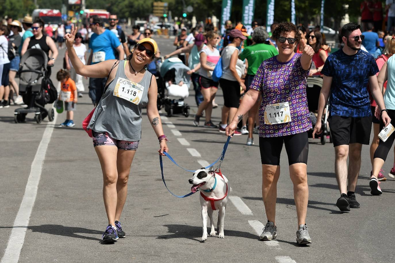 Miles de personas participan en una de las pruebas más esperadas del calendario de carreras populares en Valencia