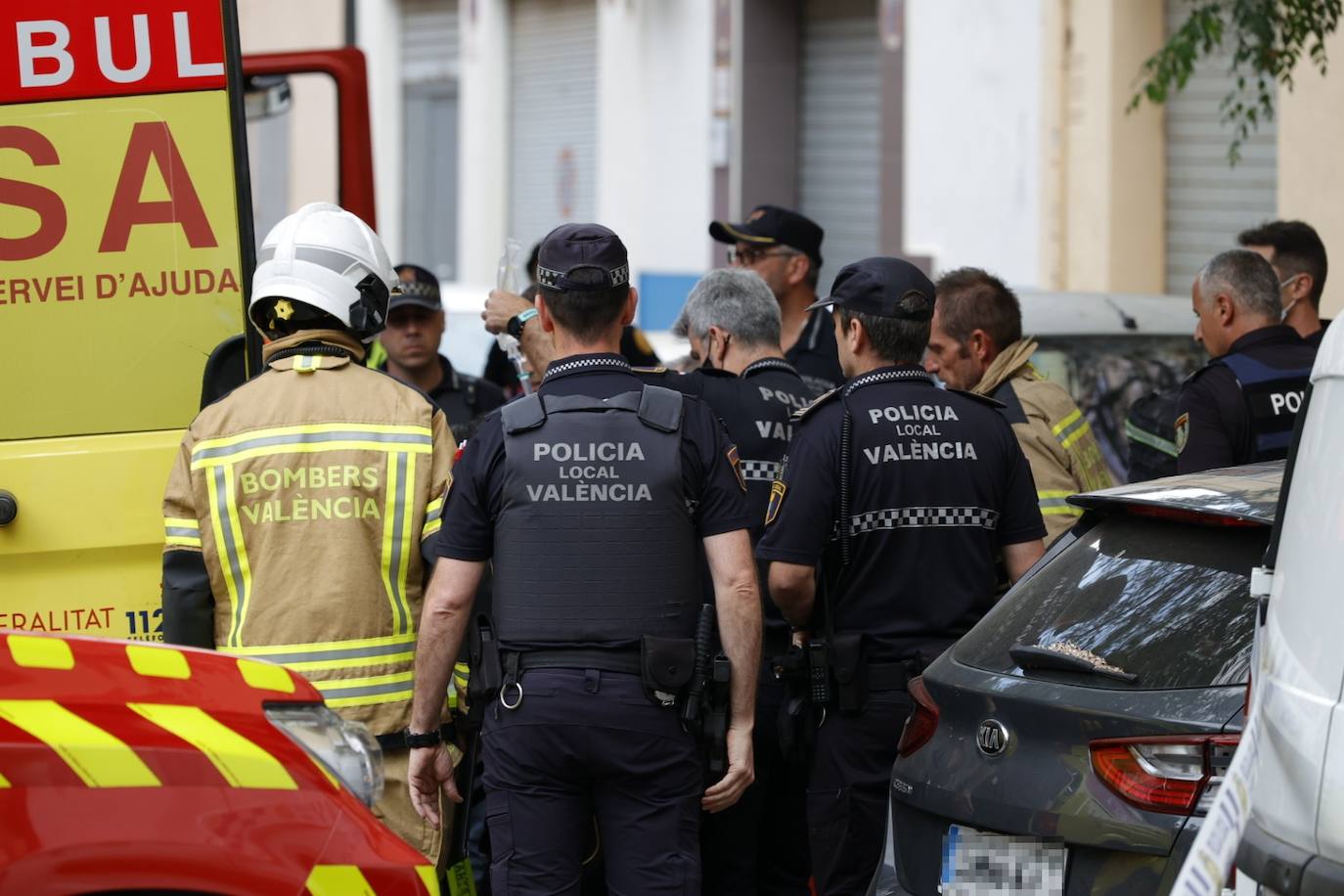 Fotos: Una niña resulta herida tras un grave incendio con atrapados en Valencia