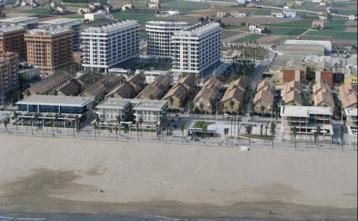 La playa de La Patacona de Alboraya. 