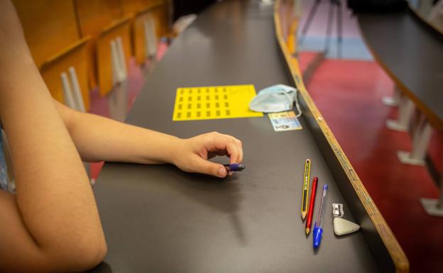 Material que se puede llevar para hacer el examen de la PAU. 