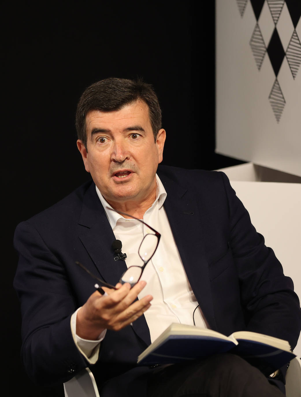 Fotos: Debate con los portavoces de los grupos municipales del Ayuntamiento de Valencia, en LAS PROVINCIAS