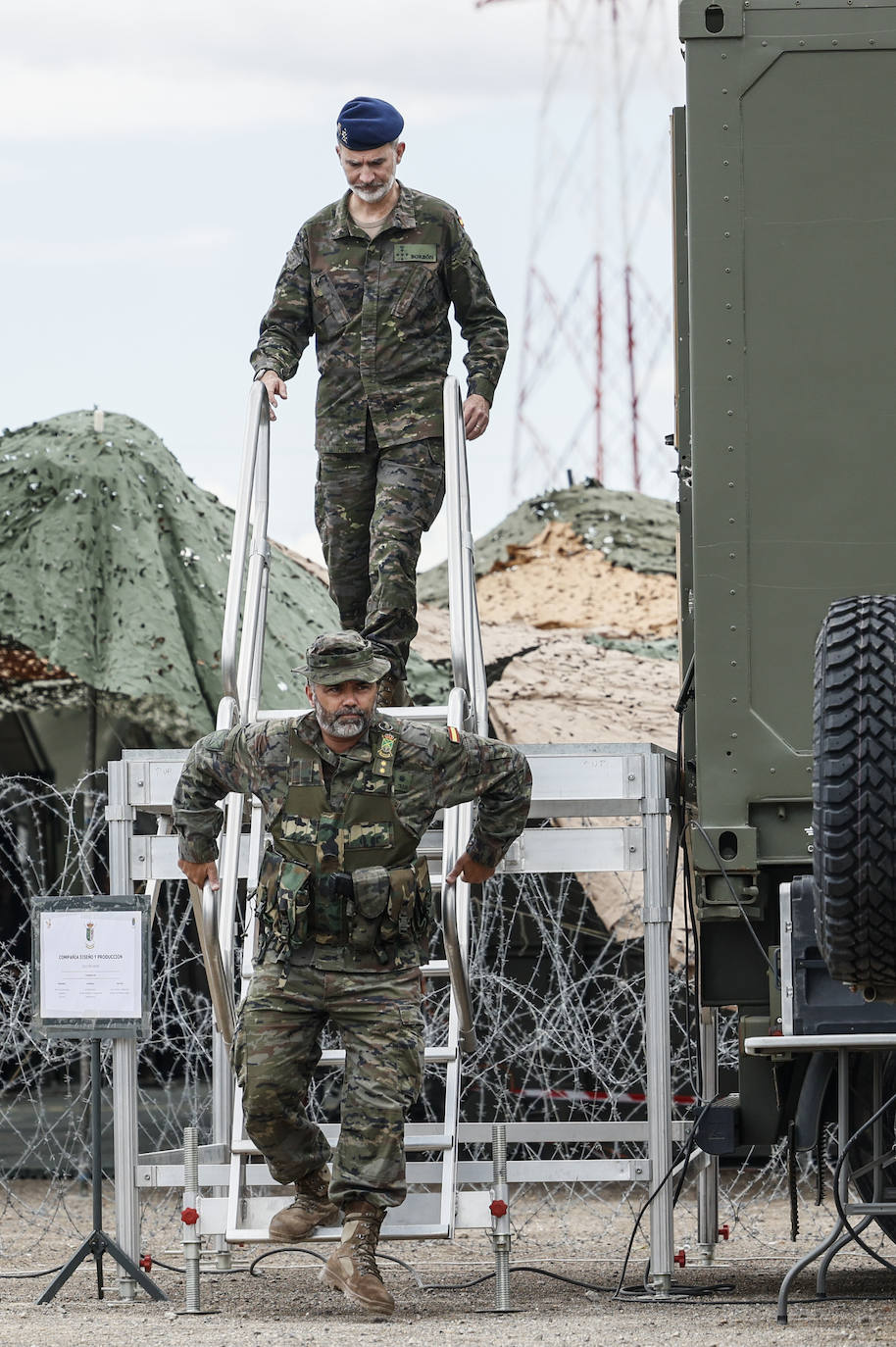 Felipe VI ha visitado a las tropas del Cuartel de Alta Disponibilidad de la OTAN en Bétera (Valencia). 