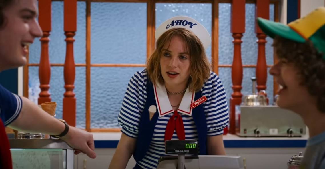 Maya Hawke (Robin Buckley)