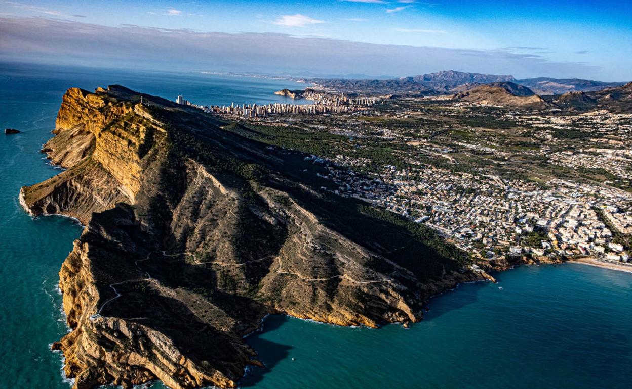 Imagen de la Serra Gelada en la zona de l'Albir