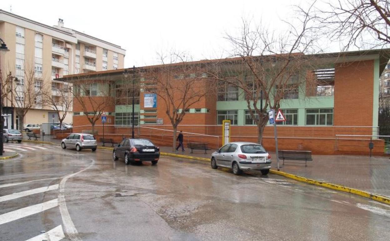 Quejas de los pacientes por las deficiencias en la asistencia en el centro de salud El Barranquet. 