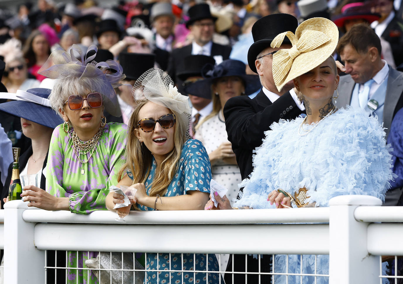 Fotos: Duelo de pamelas y tocados en el legendario Derby de Epsom