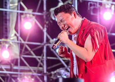 Imagen secundaria 1 - K-pop | Qué fue de Psy, el rapero que triunfó con &#039;Gangnam Style&#039;