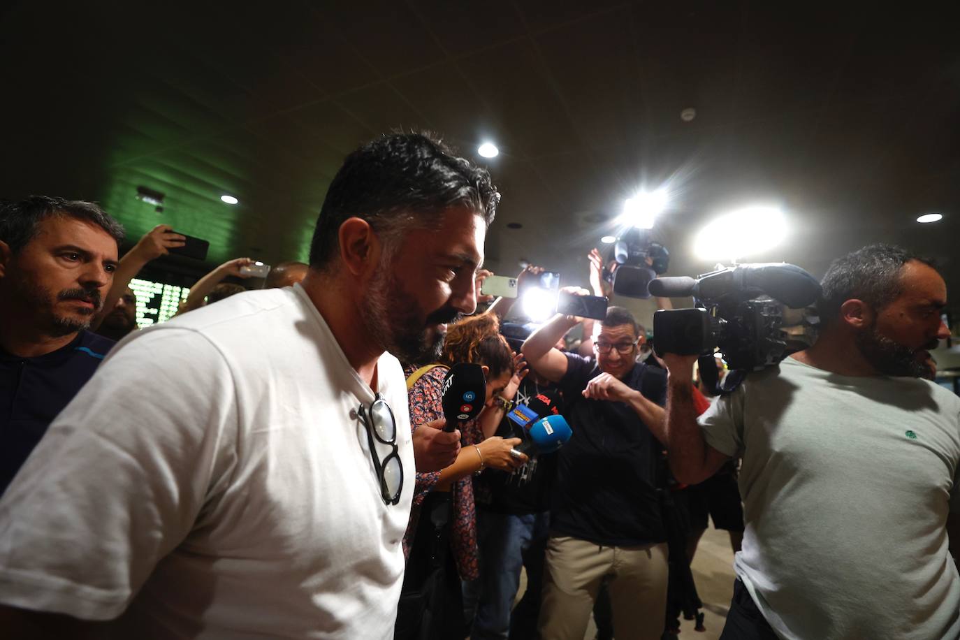 Fotos: Gattuso aterriza en Valencia