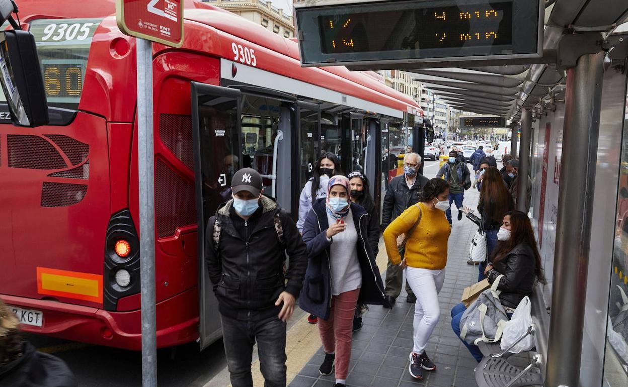 EMT | La EMT cae un 24% en validaciones desde antes de la pandemia