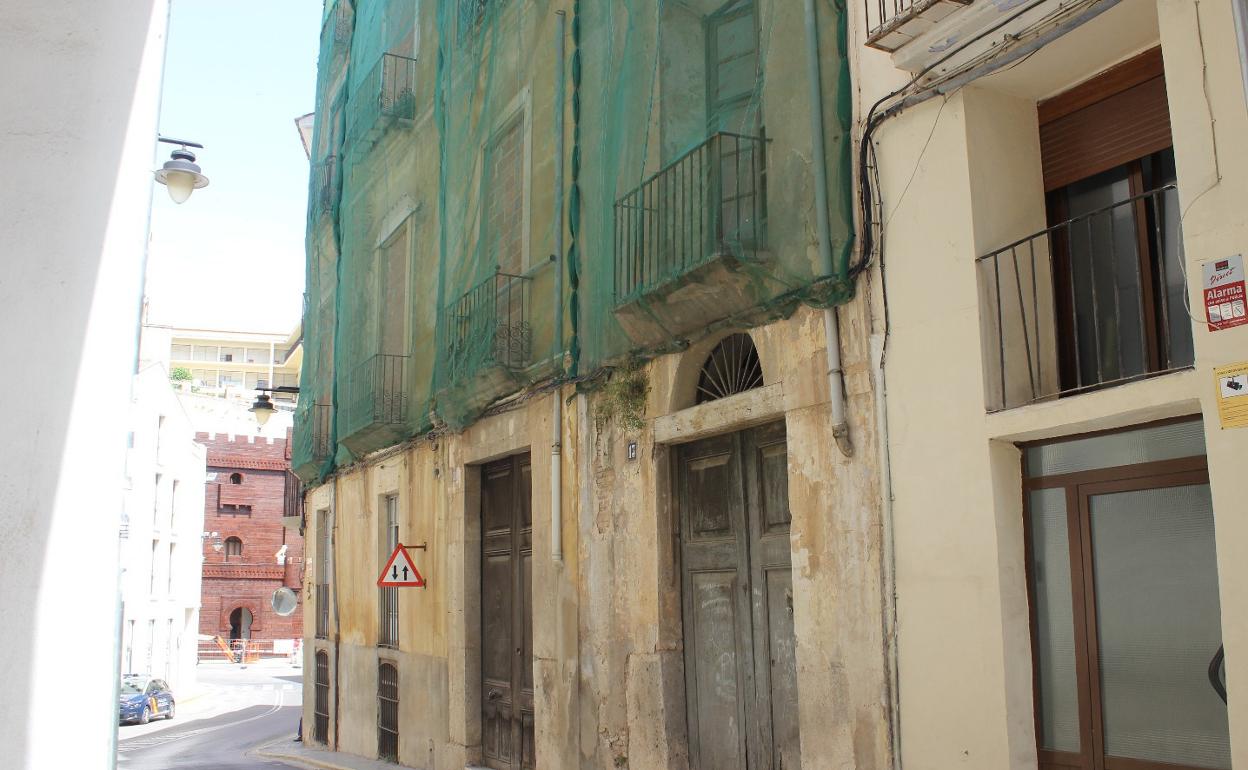 Ontinyent convertirá dos casas en ruinas del centro histórico en un edificio de 15 viviendas
