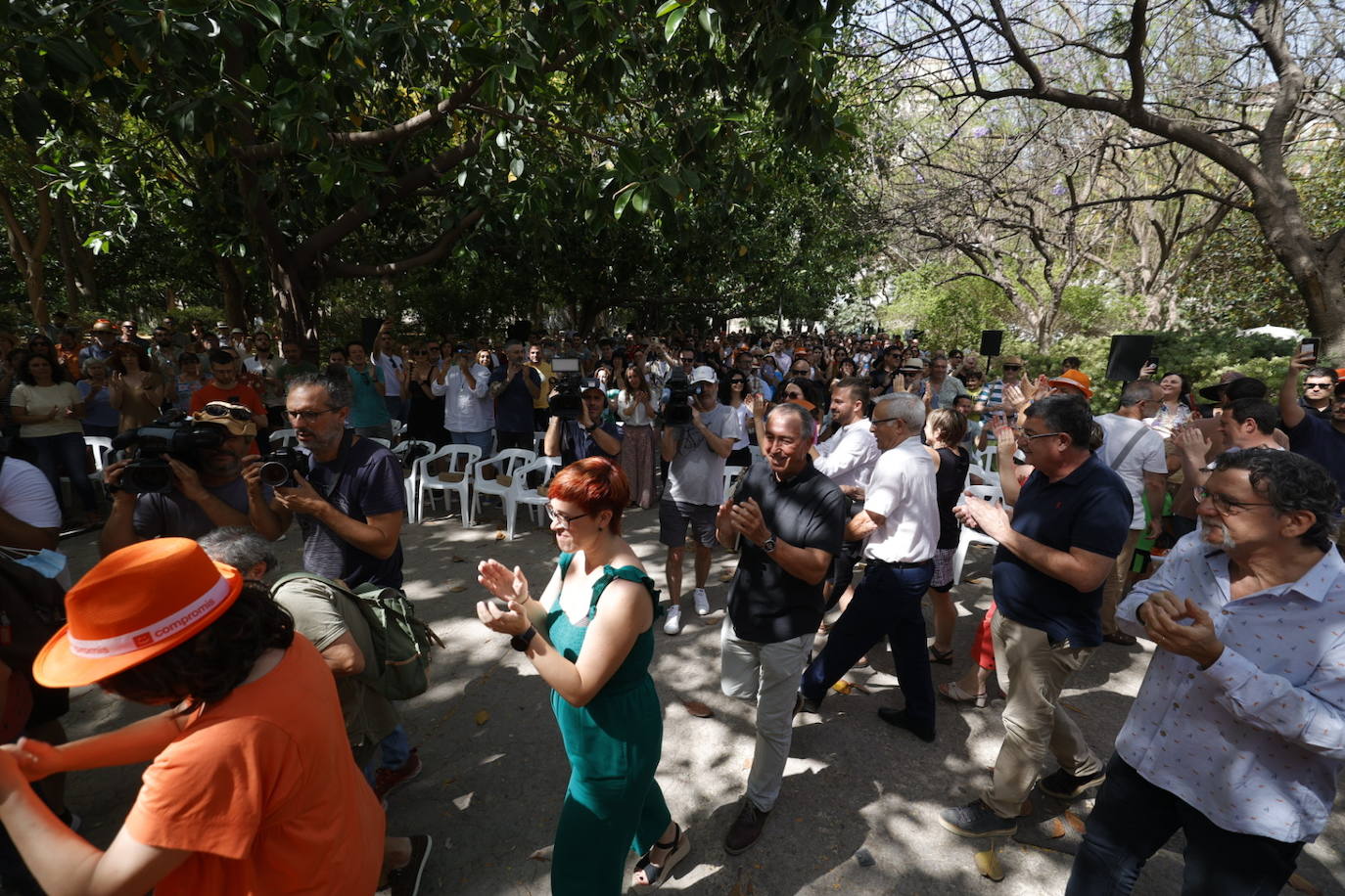 Fotos: Primer acto de partido de Compromís tras la imputación de Oltra