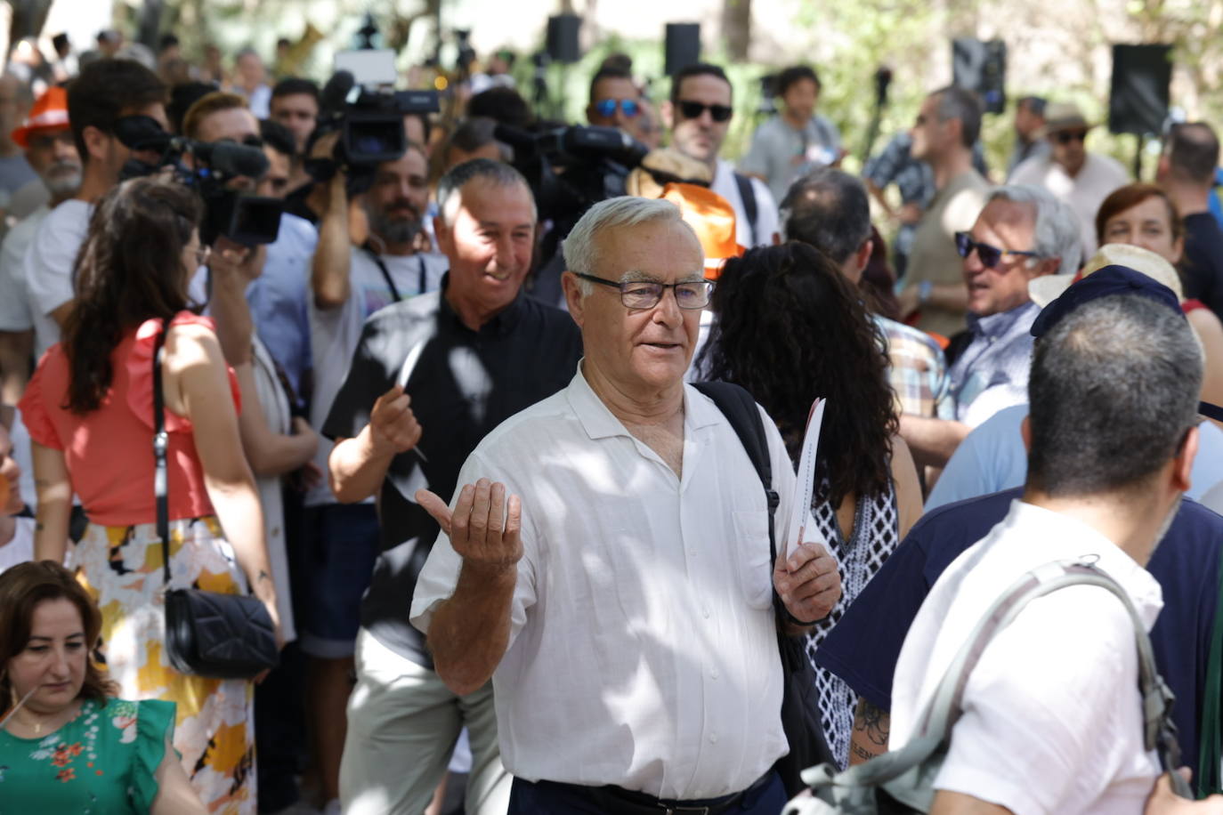 Fotos: Primer acto de partido de Compromís tras la imputación de Oltra