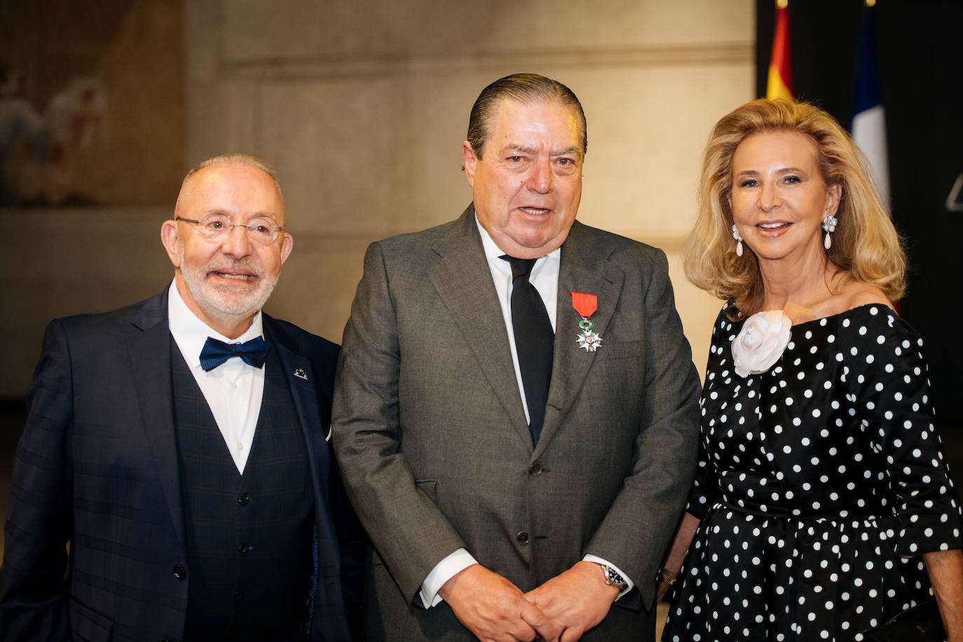 Casi 150 personas han compartido junto a Vicente Boluda y Esther Pastor la entrega de la medalla de la Legión de Honor de Francia.