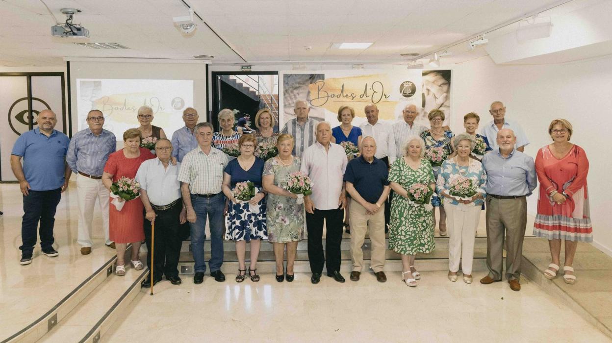 Los matrimonios homenajeados. LP