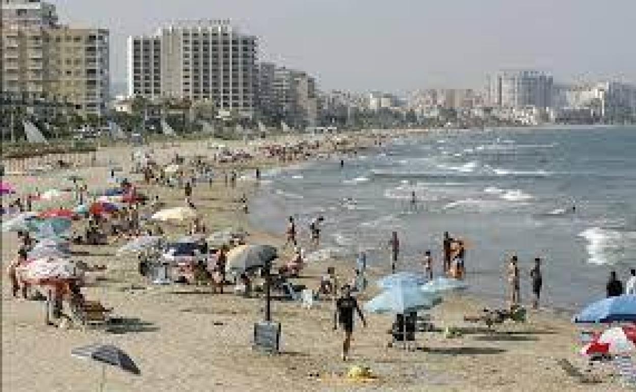 Imagen de archivo de una playa de Oropesa. 