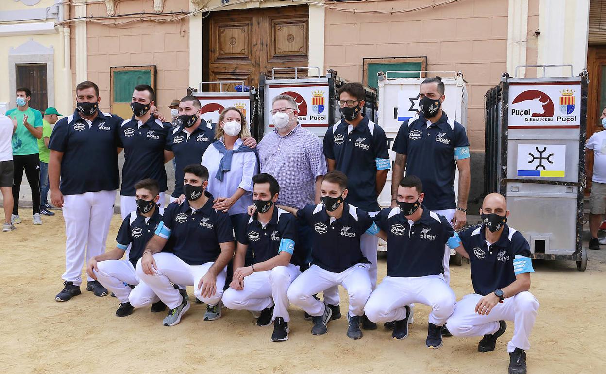 Componentes de la comisión en los festejos de 2021. 