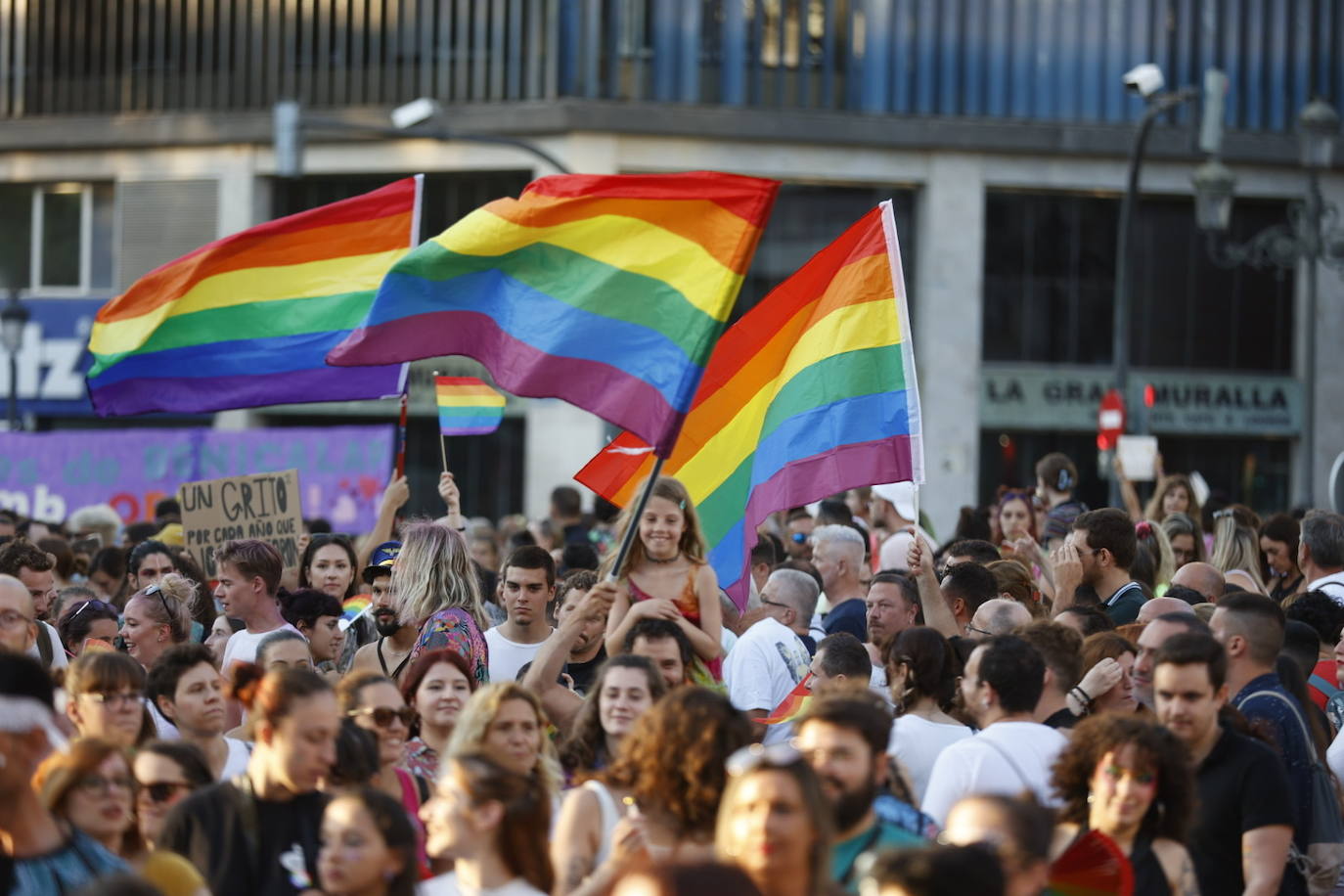 Fotos: Valencia celebra el día de Orgullo LGTBI+ 2022