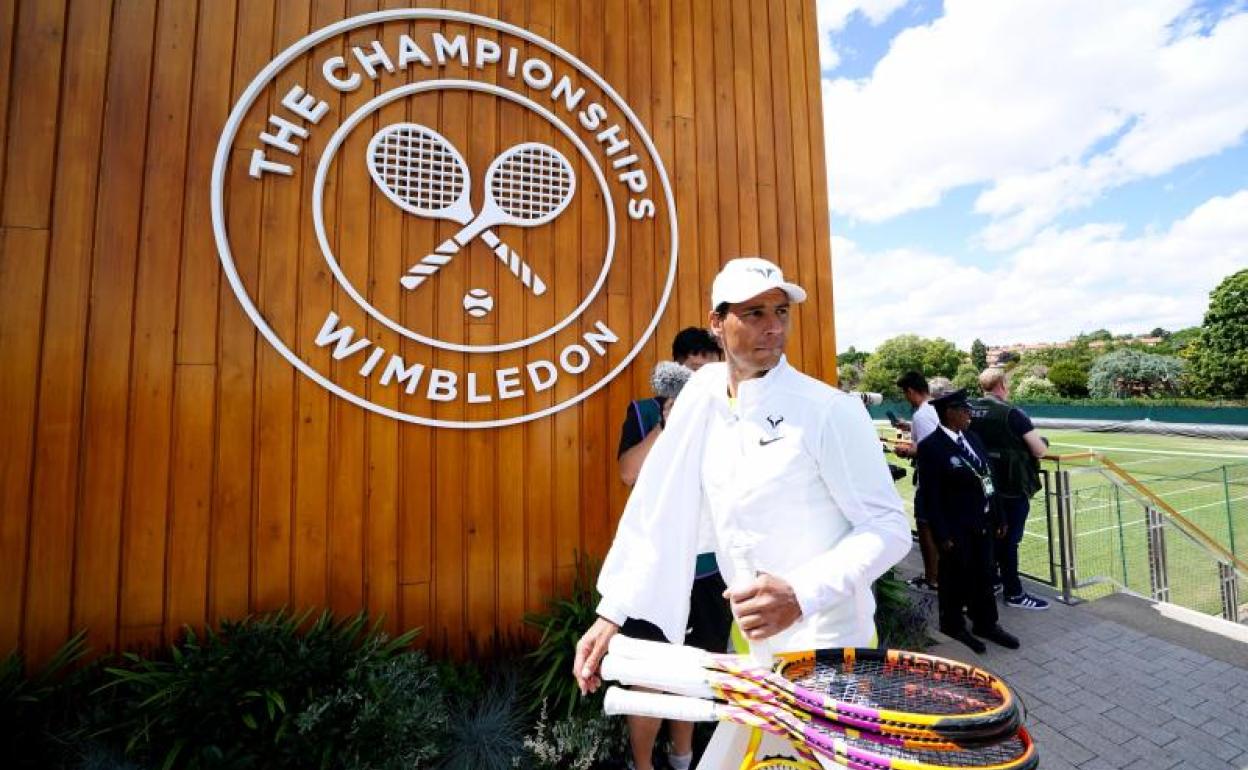 Nadal, en las pistas de Wimbledon. 