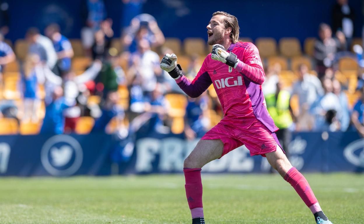 Joan Femenías, durante un partido del Oviedo.