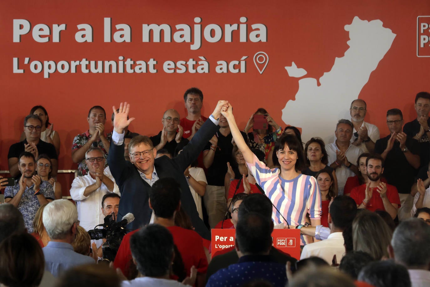 Fotos: El PSPV reúne a más de un millar de militantes y cargos municipales y autonómicos en la Marina de Valencia