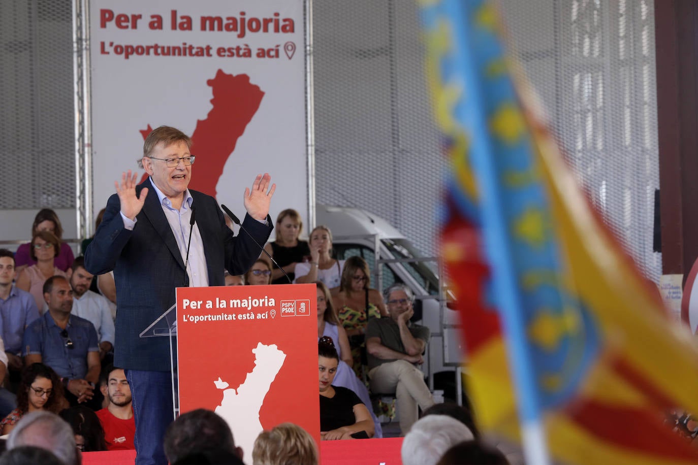 Fotos: El PSPV reúne a más de un millar de militantes y cargos municipales y autonómicos en la Marina de Valencia