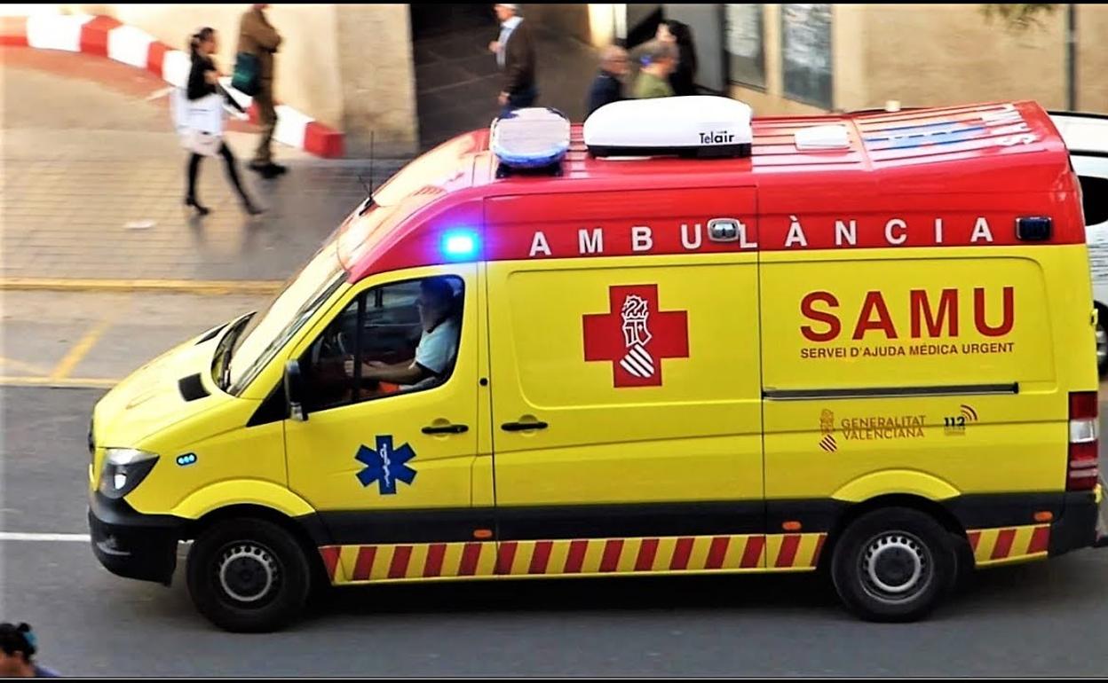 Imagen de archivo de una ambulancia del SAMU