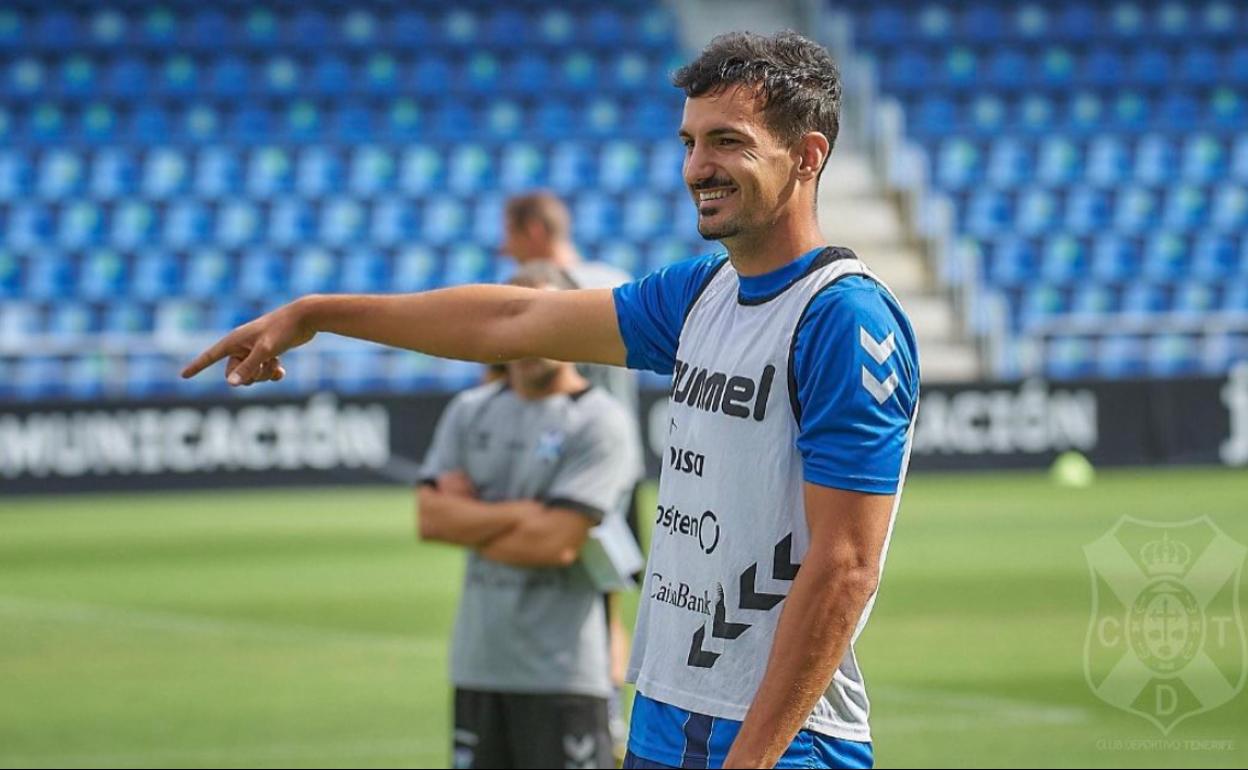 Álex Muñoz en un entrenamiento de su antiguo equipo