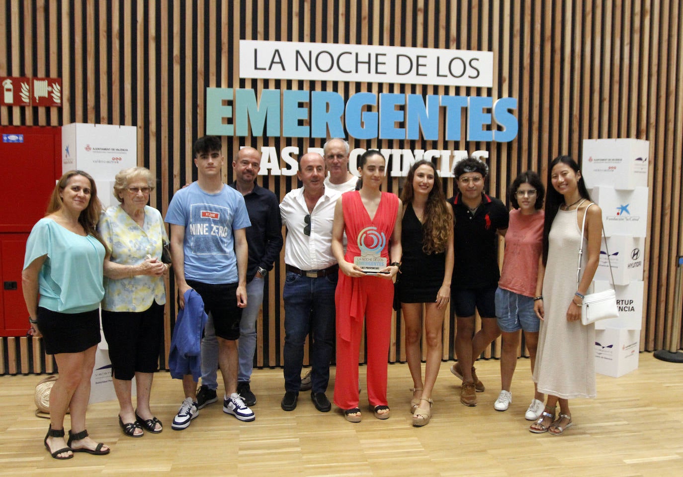 Edita Sanjuán, Rosa Bataller, Carlos Díez, Enrique Roig, Juan Carlos Díez, Miguel Martín-Montalvo, Victoria Díez, Laura Chacón, Luis Cadavid, Carmen Martín-Montalvo y Mar Llorca.