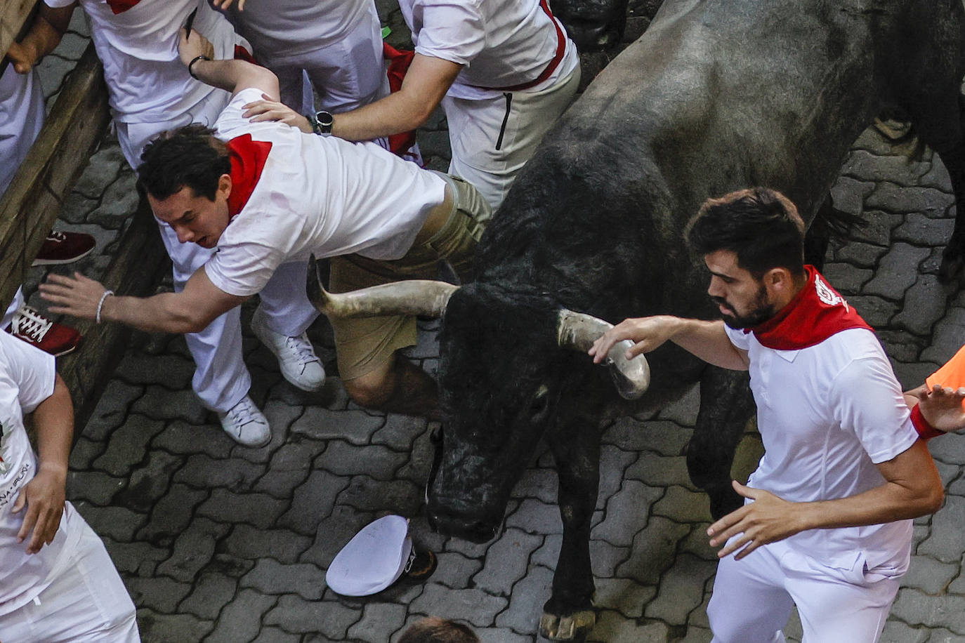 Fotos: Las fotos más espectaculares del tercer encierro de los Sanfermines 2022