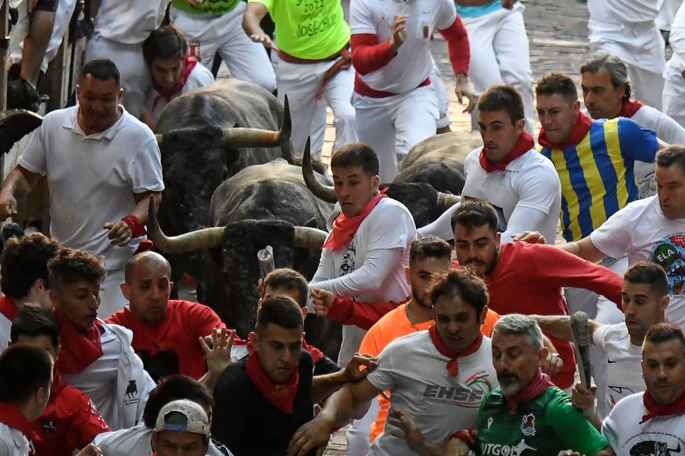 Fotos: Las fotos más espectaculares del tercer encierro de los Sanfermines 2022